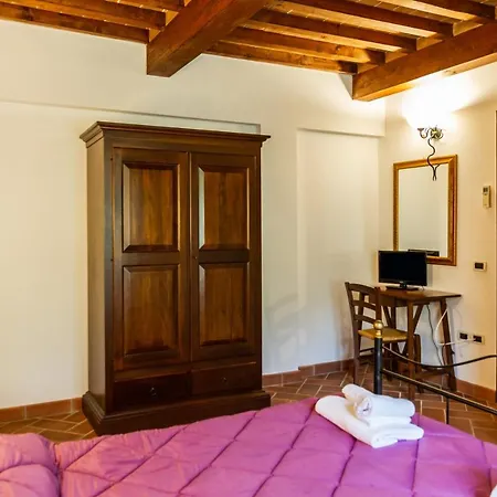 Casa Il Carpignone 3 Apartment *