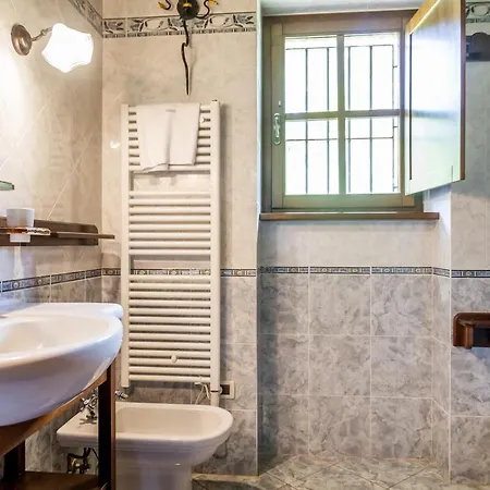 Apartment Casa Il Carpignone 3 *